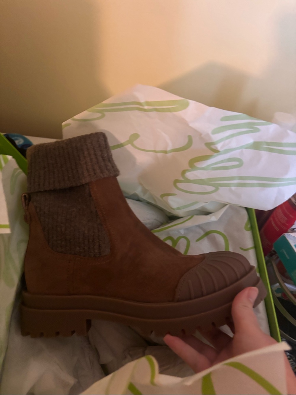 Sam Edelman Bright Lime Green Logo Shoe Box